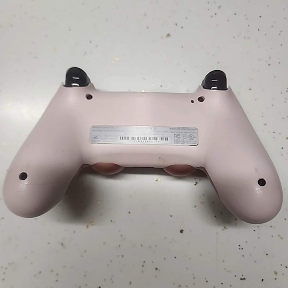 PS4 Dual Shock Controller - Picture 2 of 3